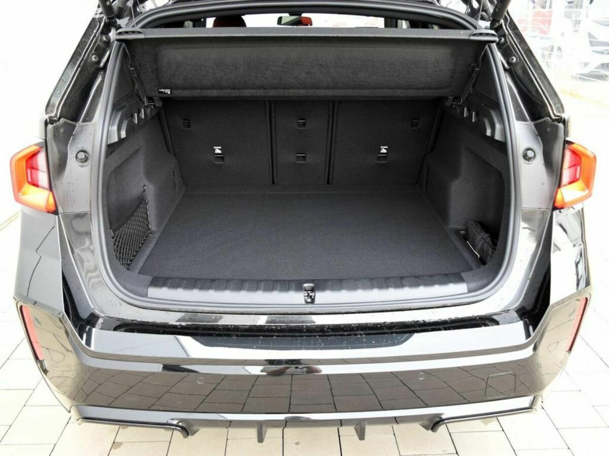 Fotografie vozu - klik pro zvětšení