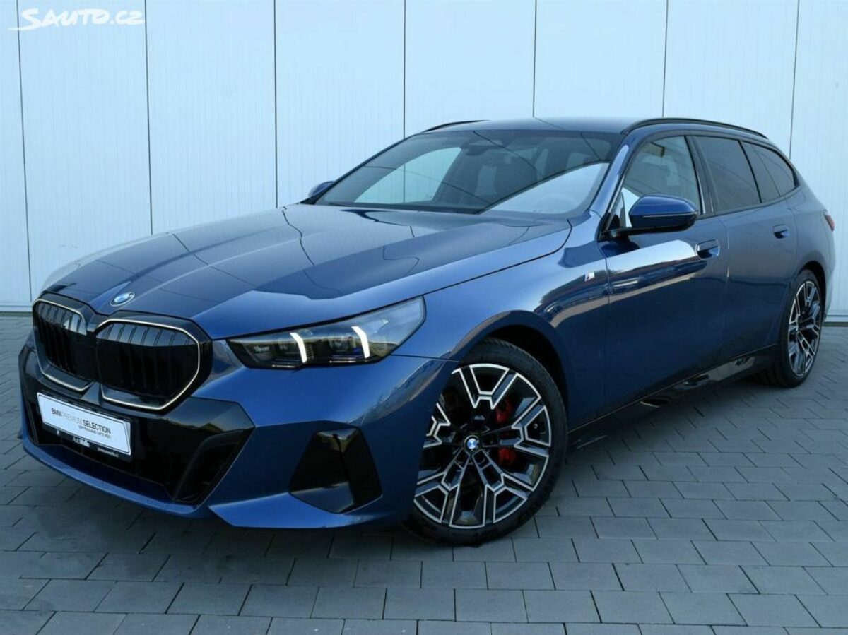 Fotografie vozu - klik pro zvětšení