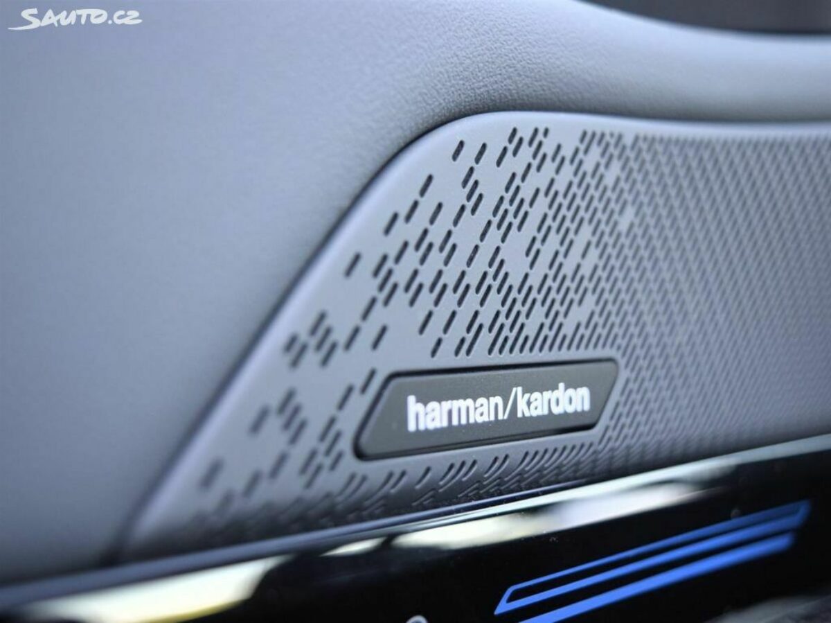 Fotografie vozu - klik pro zvětšení