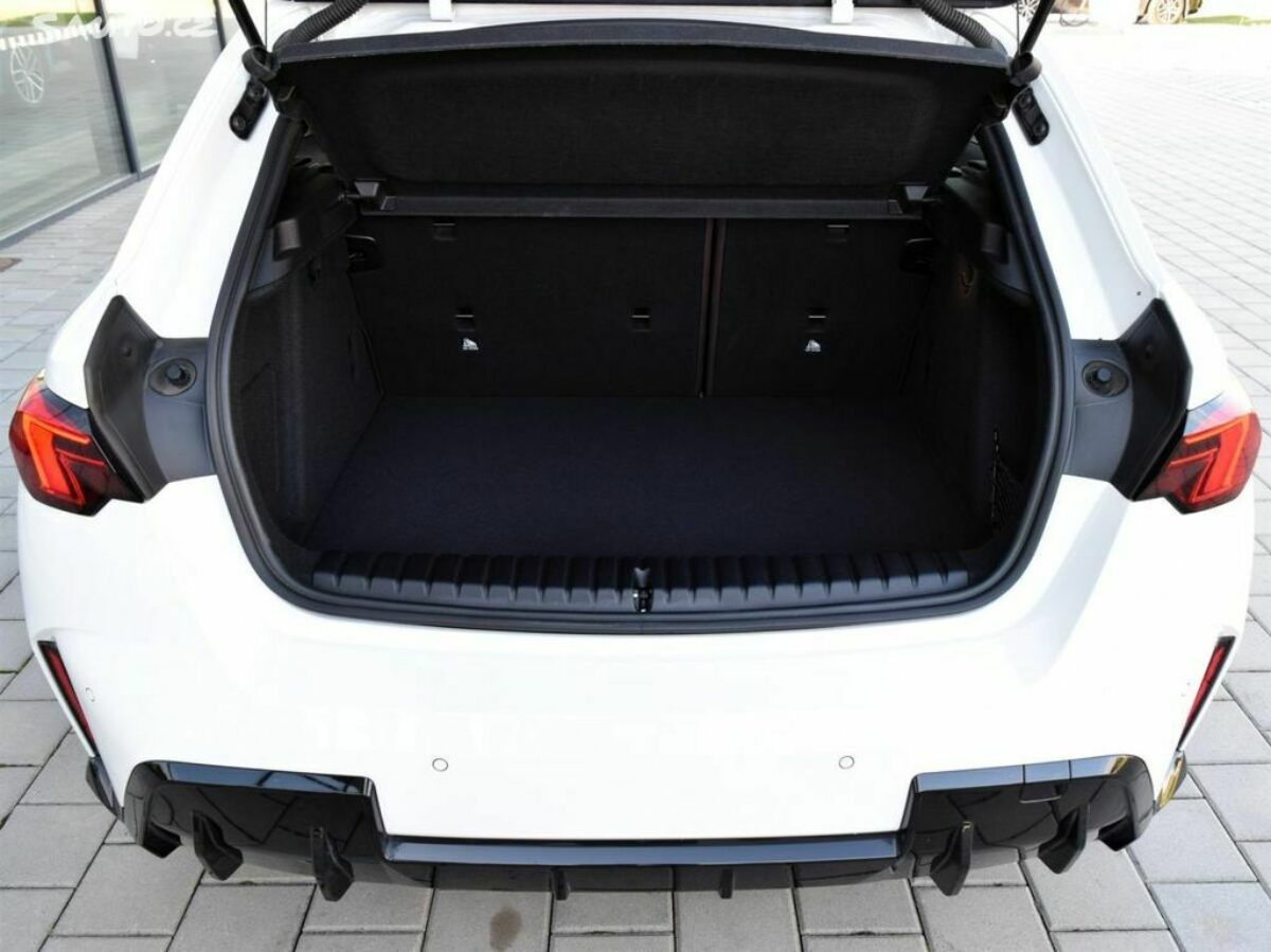 Fotografie vozu - klik pro zvětšení