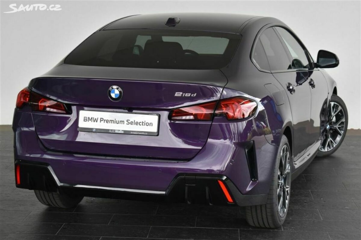 Fotografie vozu - klik pro zvětšení