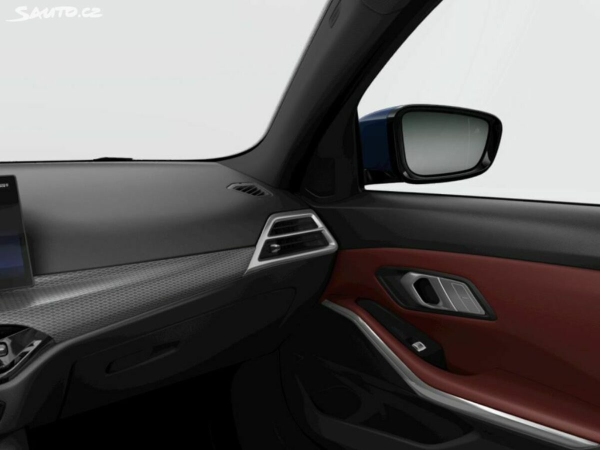 Fotografie vozu - klik pro zvětšení