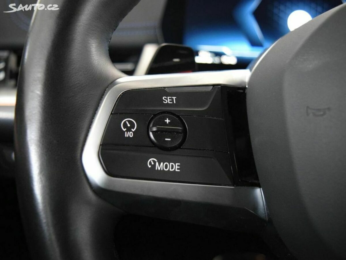 Fotografie vozu - klik pro zvětšení