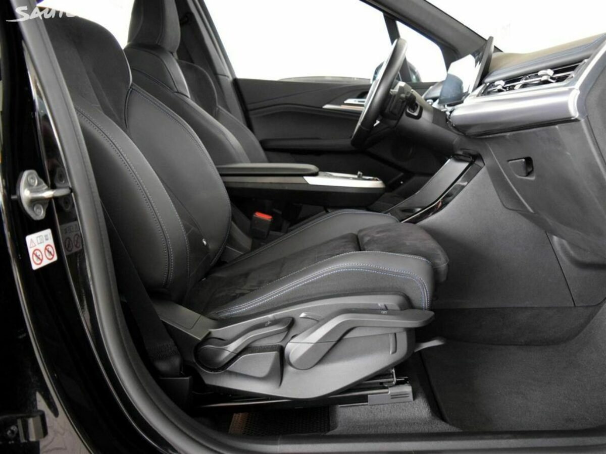 Fotografie vozu - klik pro zvětšení