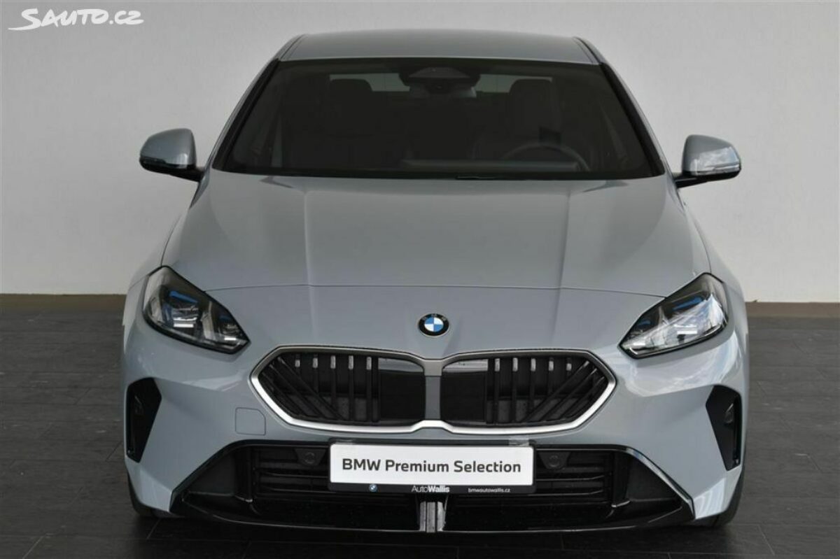 Fotografie vozu - klik pro zvětšení