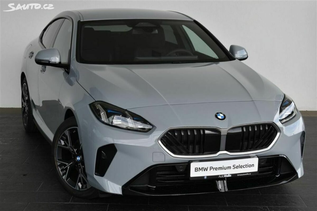 Fotografie vozu - klik pro zvětšení