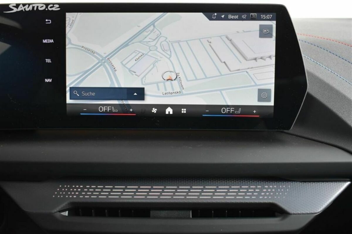 Fotografie vozu - klik pro zvětšení