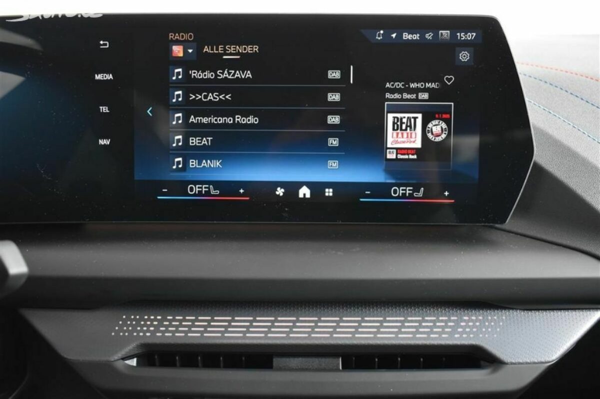 Fotografie vozu - klik pro zvětšení