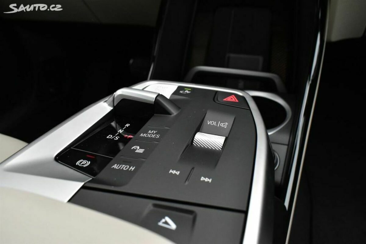 Fotografie vozu - klik pro zvětšení