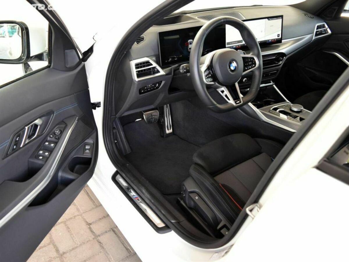 Fotografie vozu - klik pro zvětšení