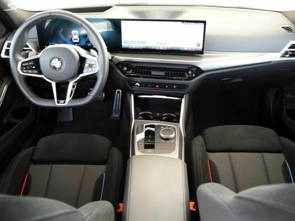 Fotografie vozu - klik pro zvětšení