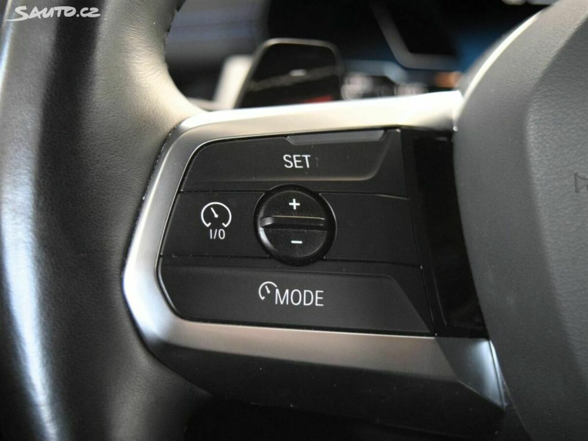 Fotografie vozu - klik pro zvětšení