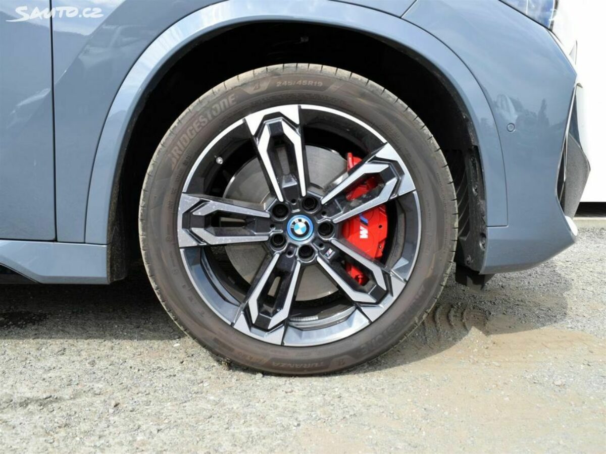 Fotografie vozu - klik pro zvětšení