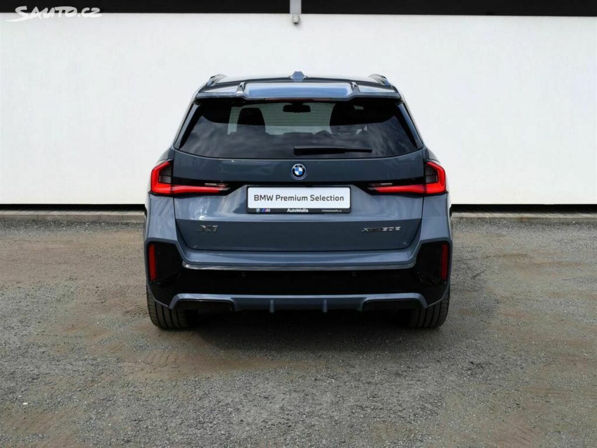 Fotografie vozu - klik pro zvětšení