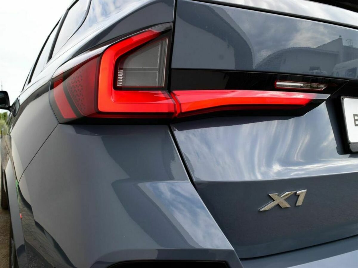 Fotografie vozu - klik pro zvětšení