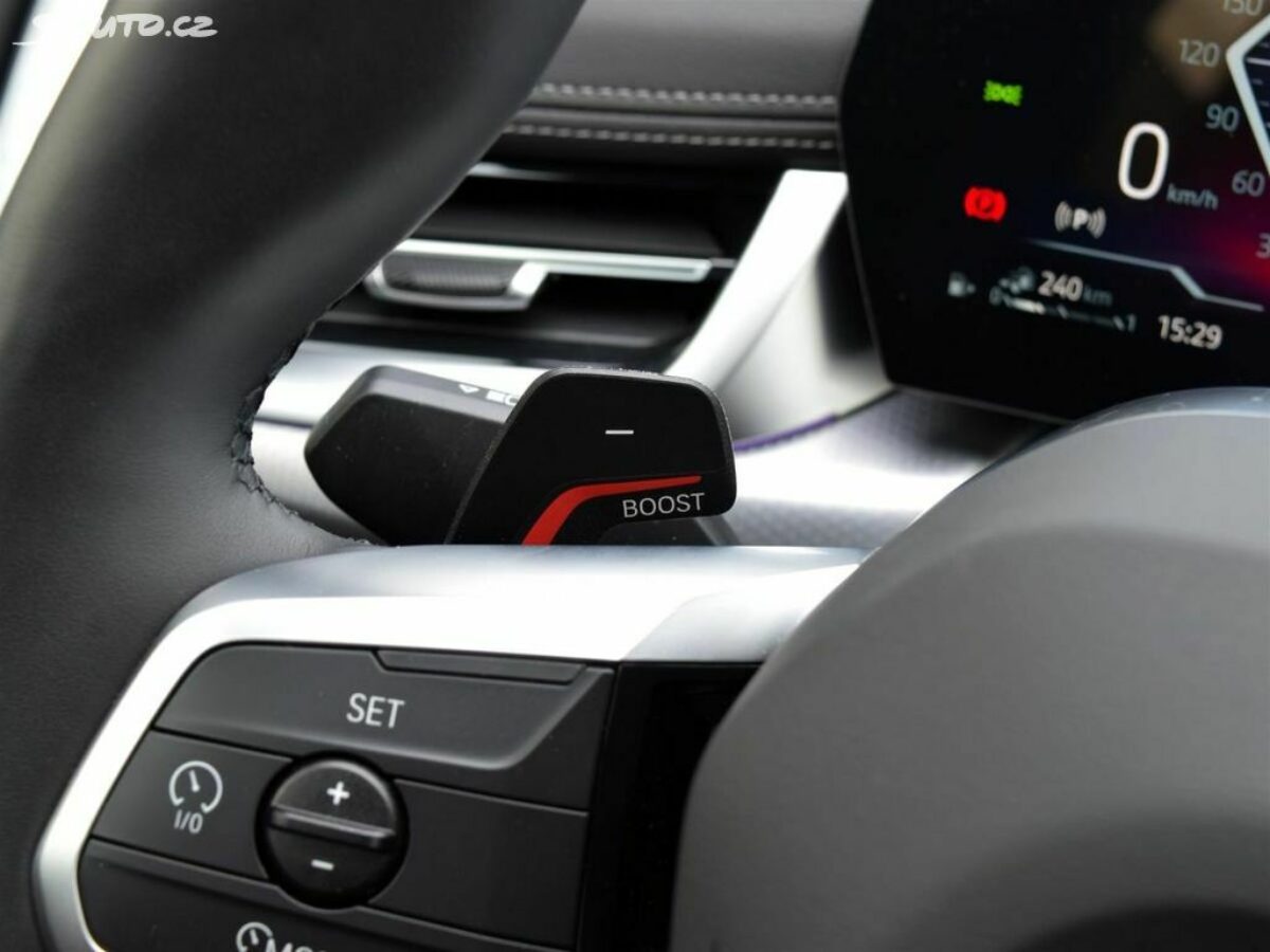 Fotografie vozu - klik pro zvětšení