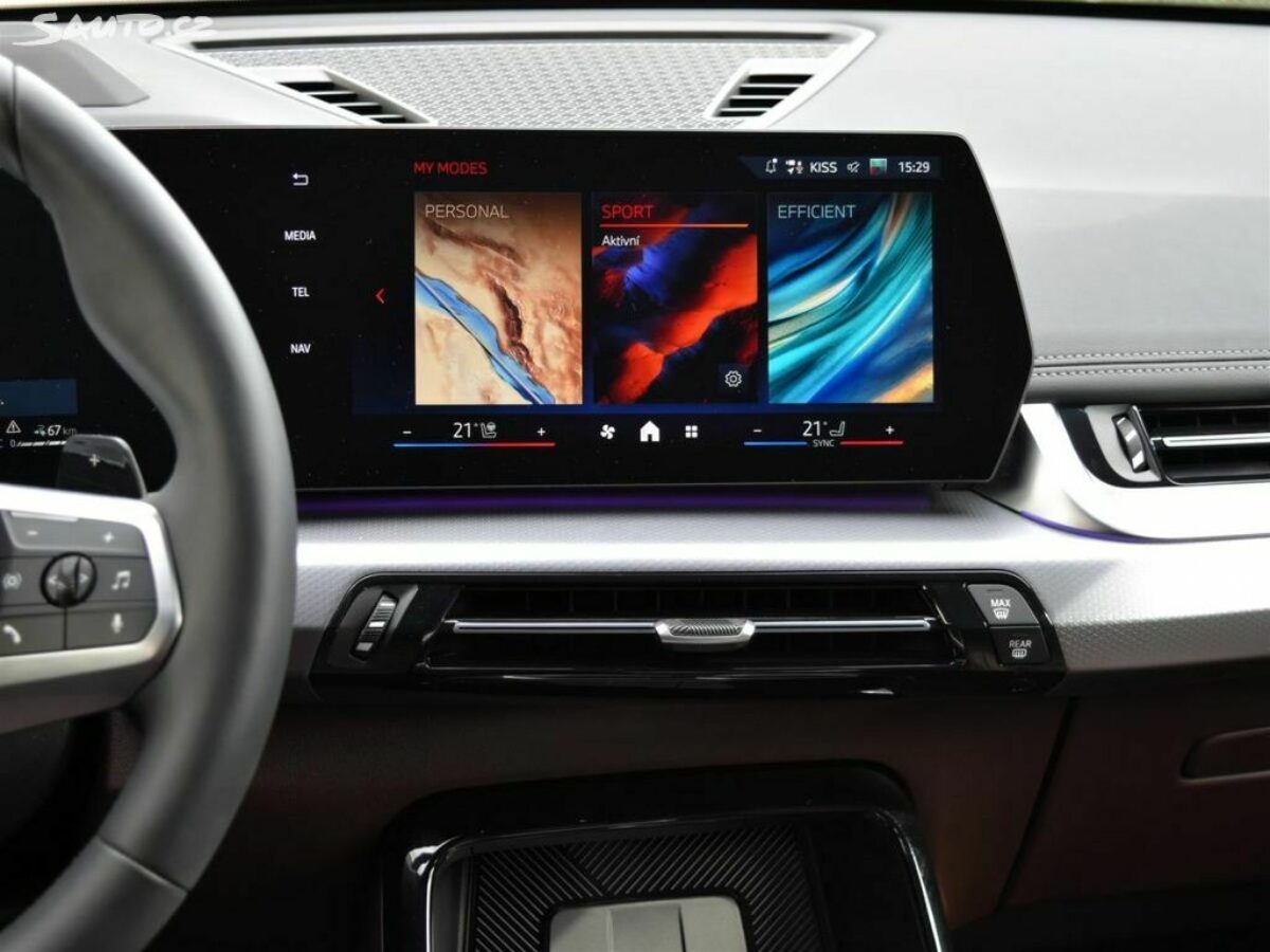 Fotografie vozu - klik pro zvětšení