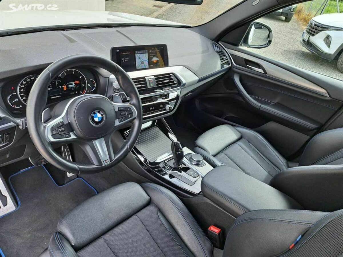 Fotografie vozu - klik pro zvětšení