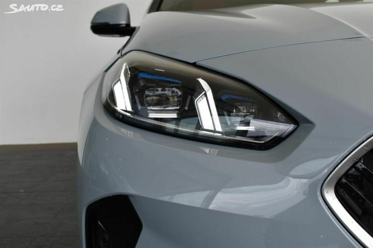 Fotografie vozu - klik pro zvětšení