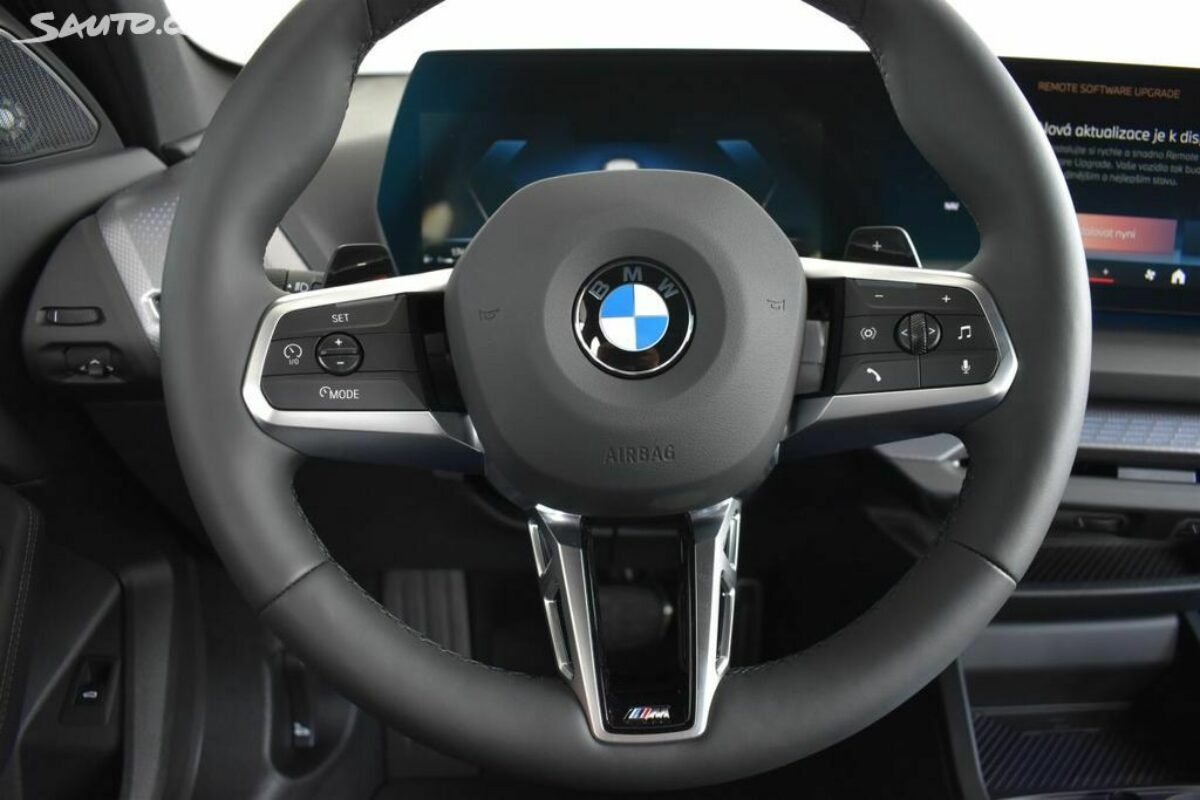 Fotografie vozu - klik pro zvětšení