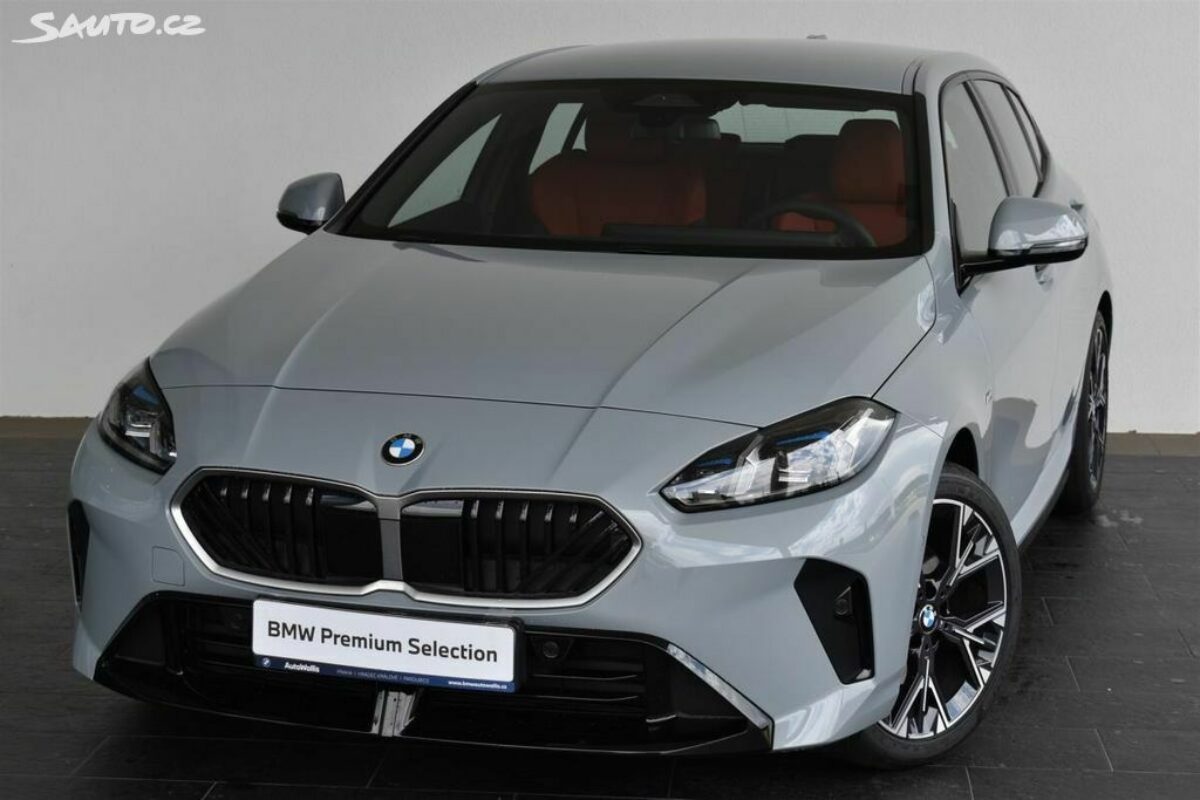 Fotografie vozu - klik pro zvětšení