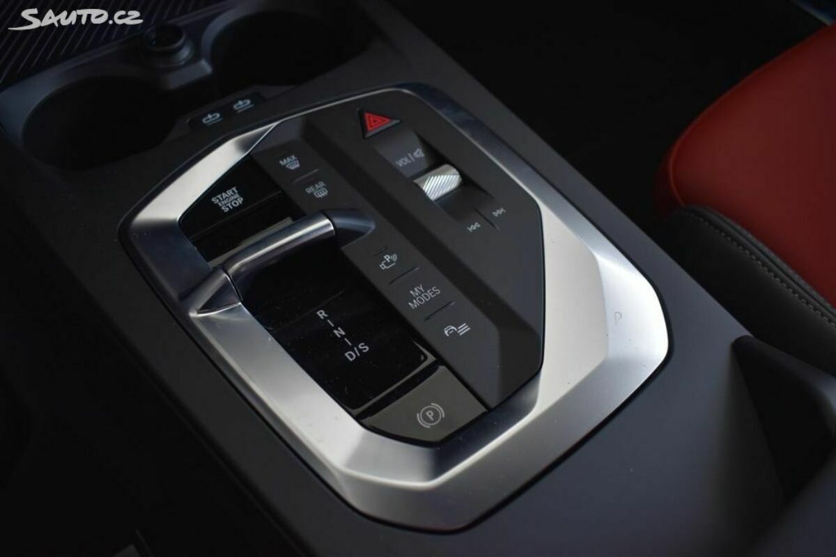 Fotografie vozu - klik pro zvětšení