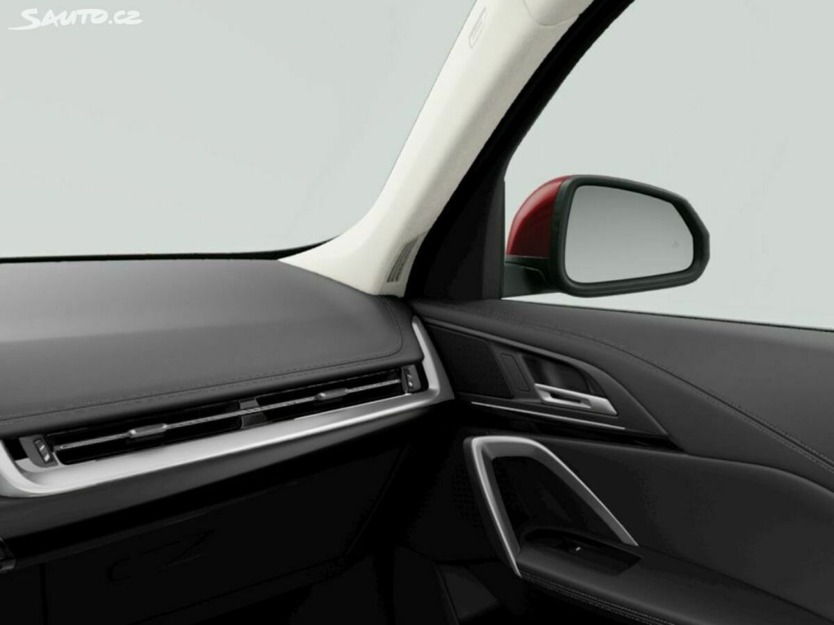 Fotografie vozu - klik pro zvětšení