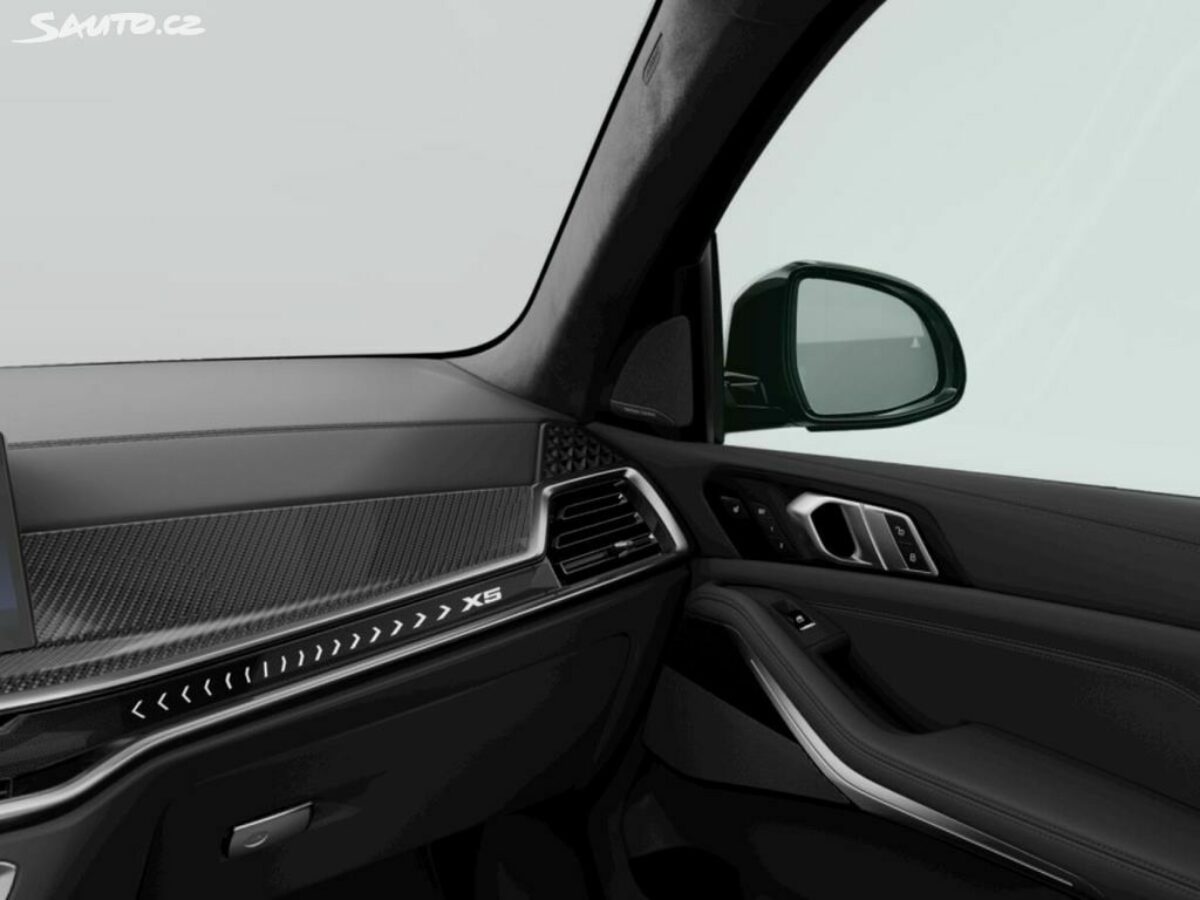 Fotografie vozu - klik pro zvětšení