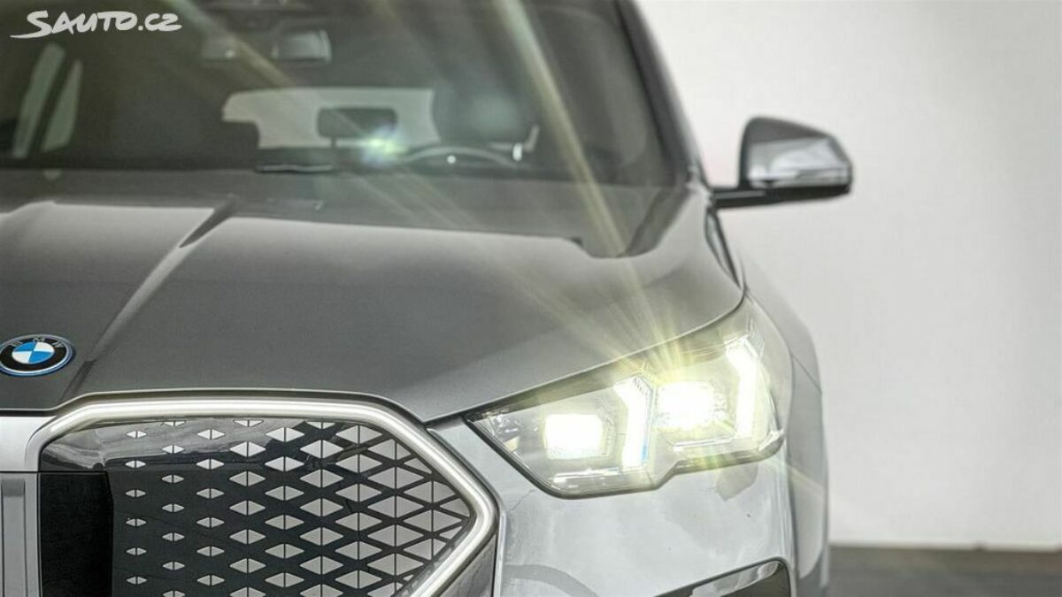 Fotografie vozu - klik pro zvětšení