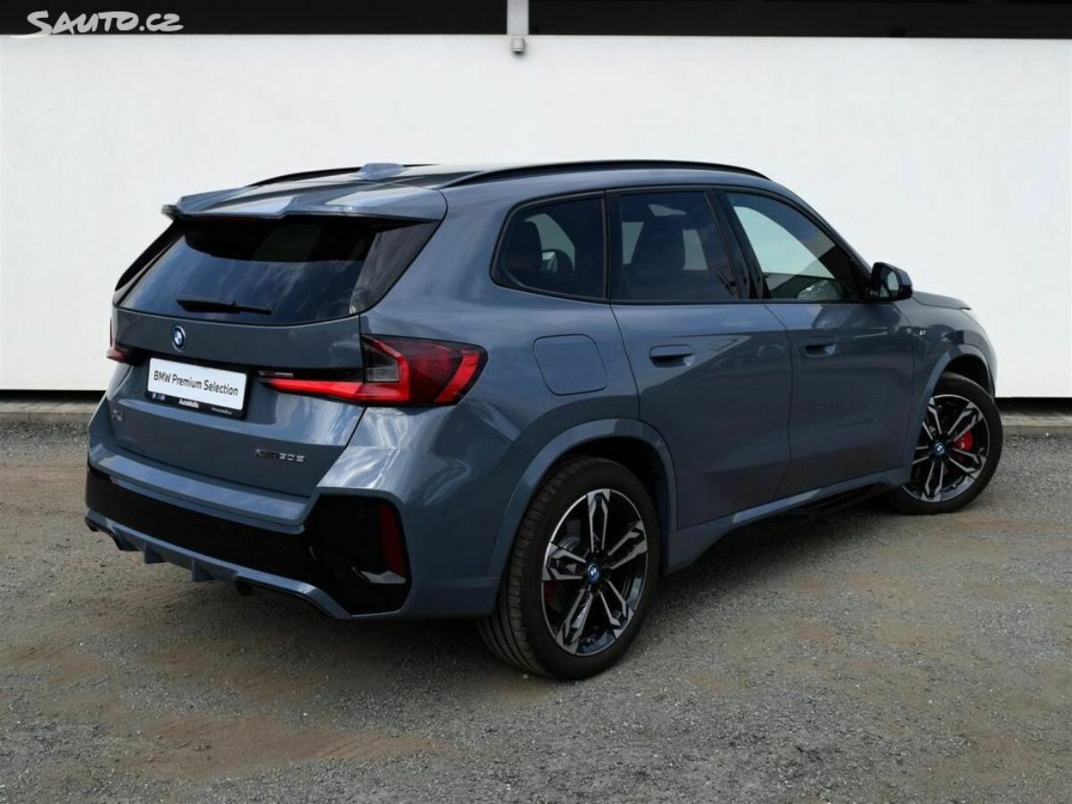 Fotografie vozu - klik pro zvětšení