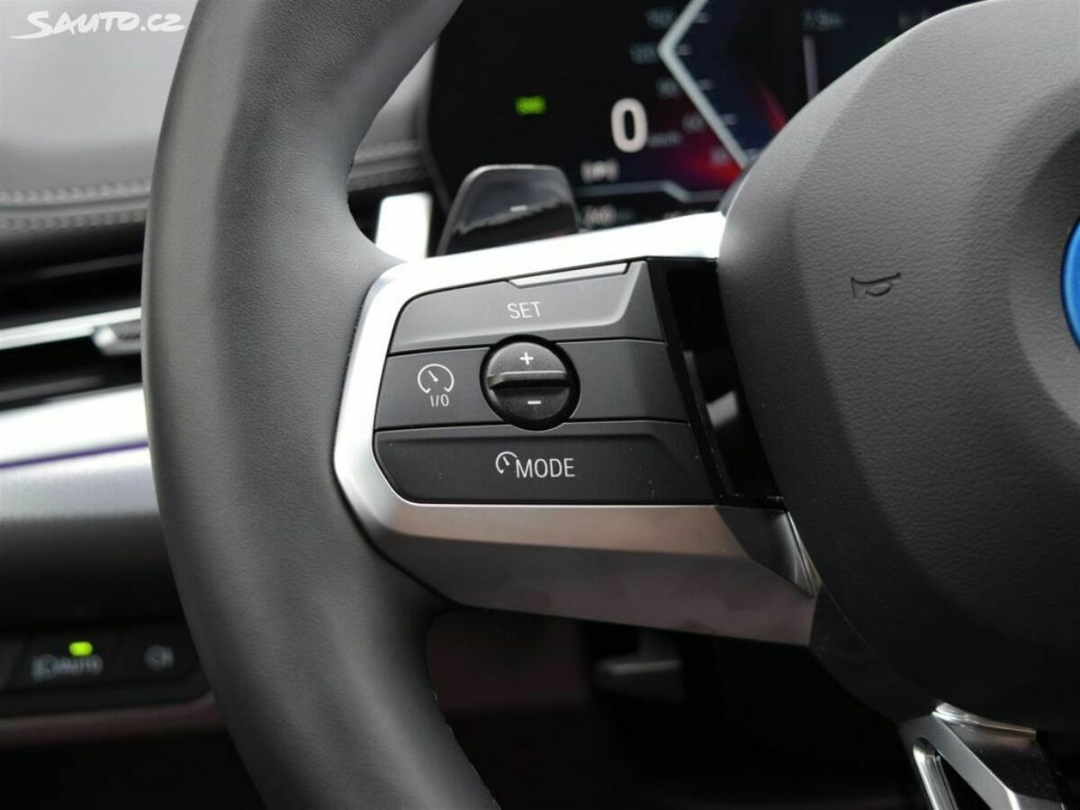 Fotografie vozu - klik pro zvětšení