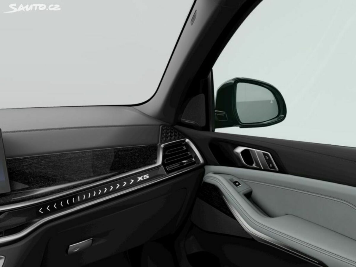 Fotografie vozu - klik pro zvětšení