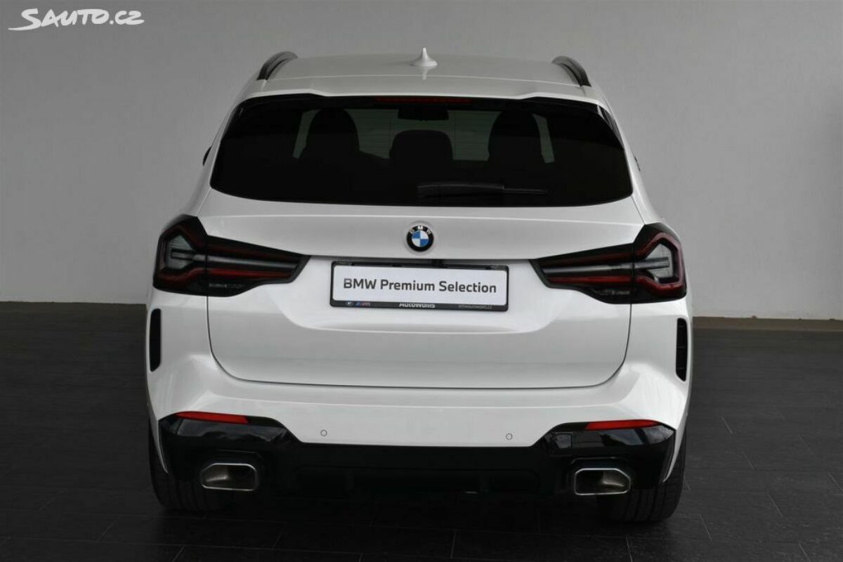 Fotografie vozu - klik pro zvětšení