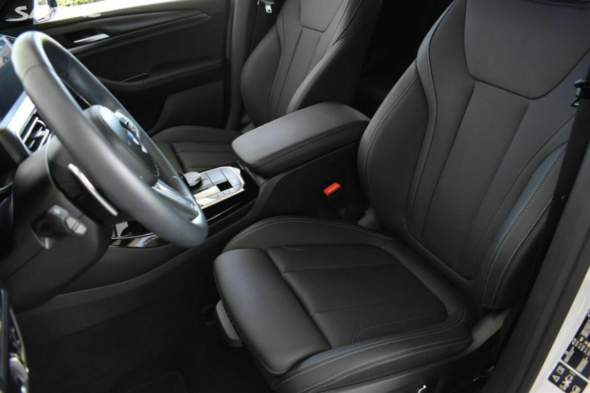 Fotografie vozu - klik pro zvětšení