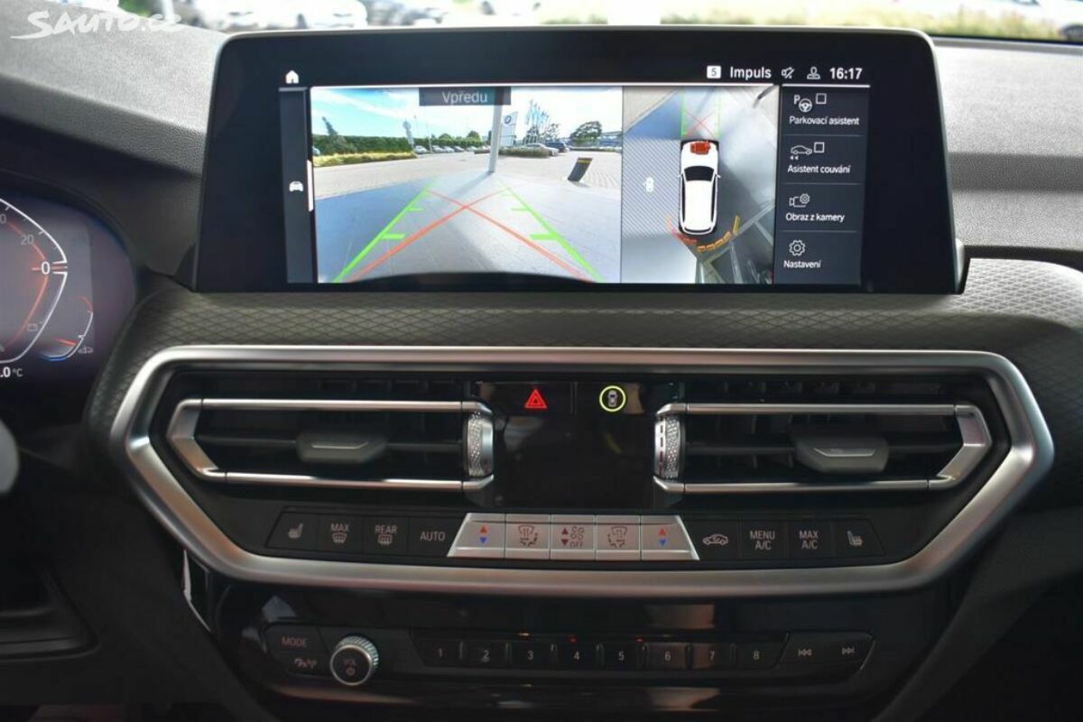 Fotografie vozu - klik pro zvětšení