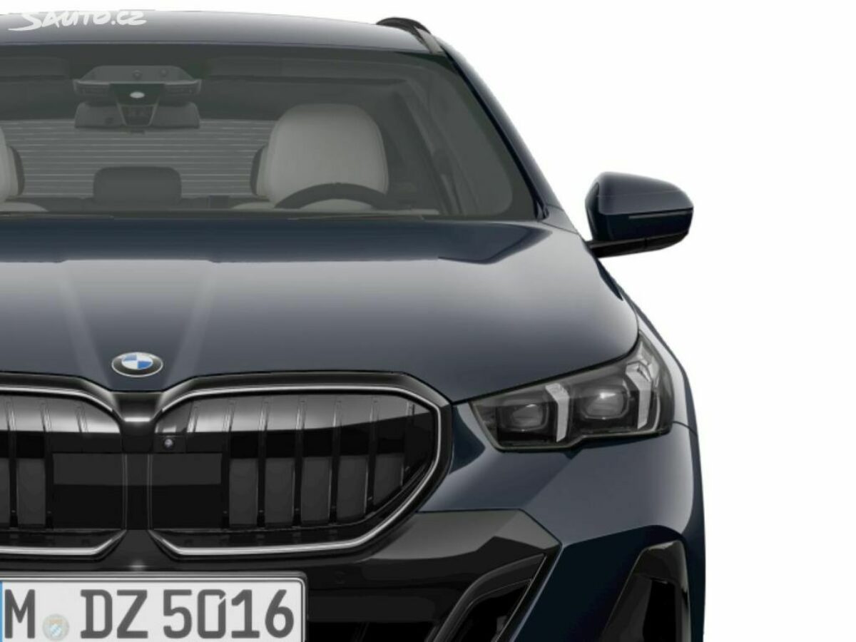 Fotografie vozu - klik pro zvětšení