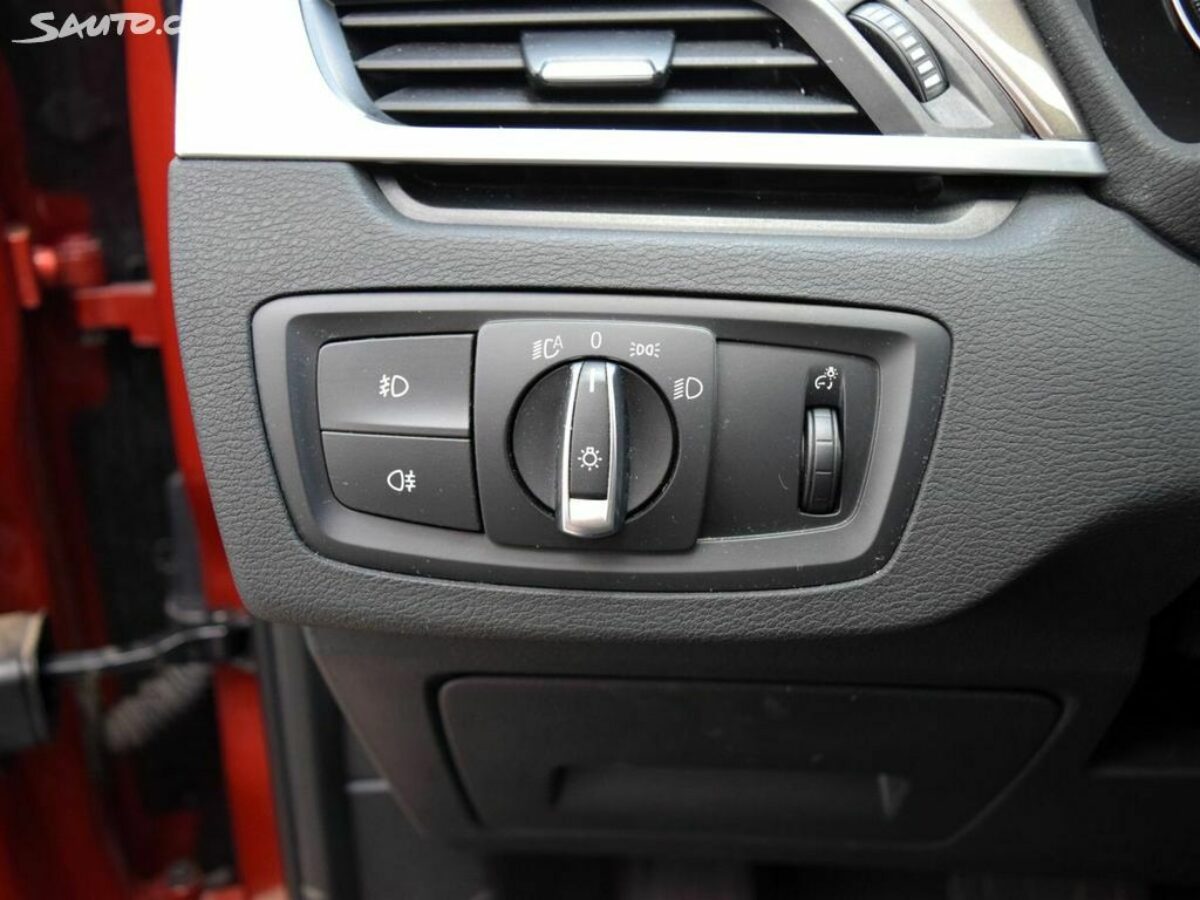 Fotografie vozu - klik pro zvětšení