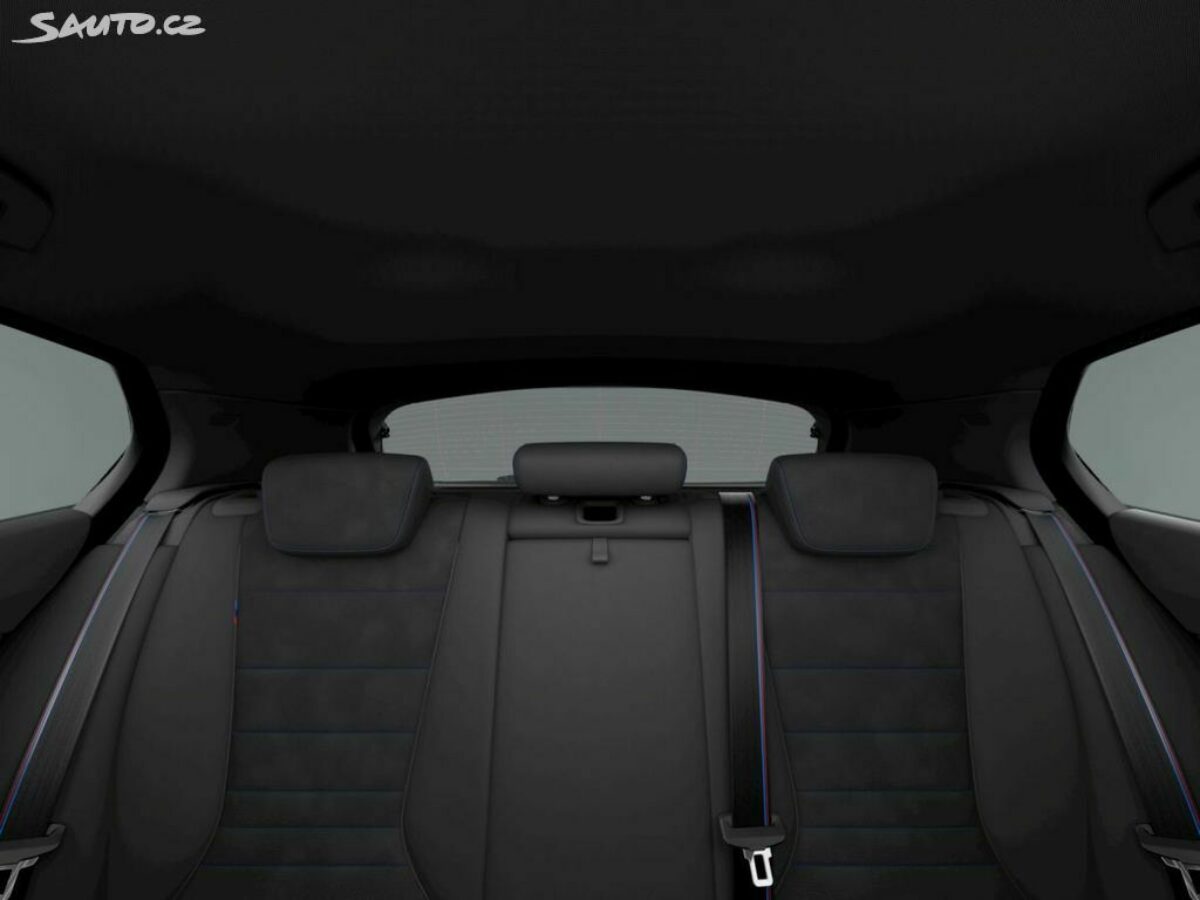 Fotografie vozu - klik pro zvětšení