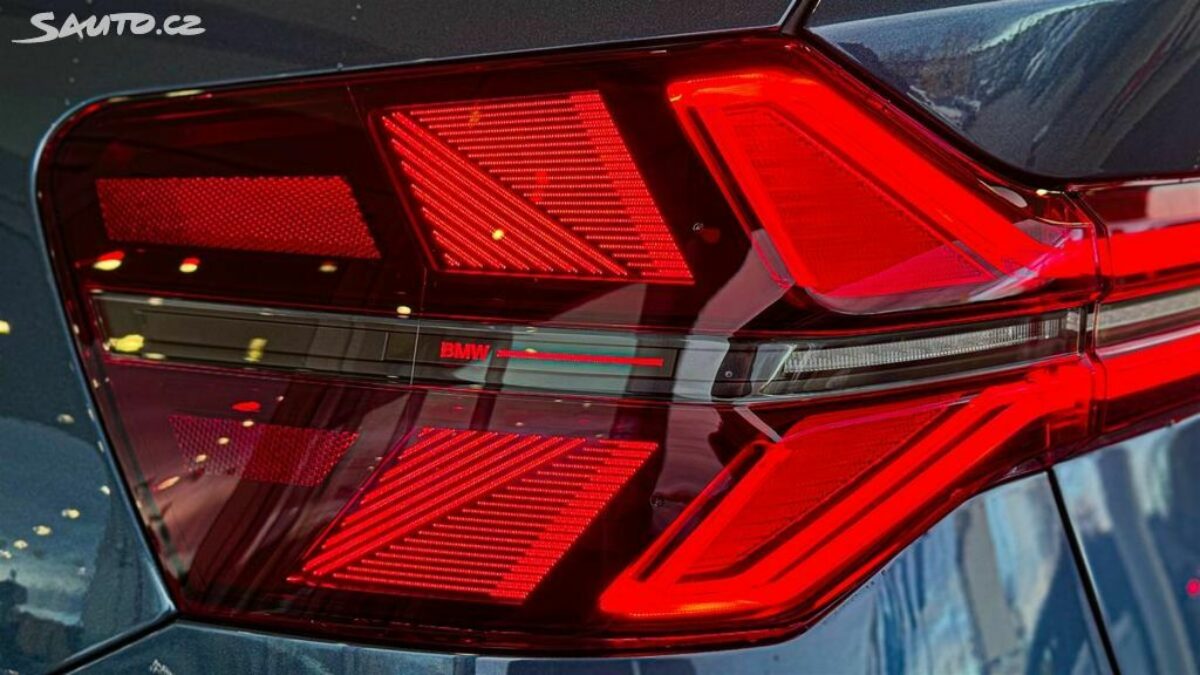 Fotografie vozu - klik pro zvětšení