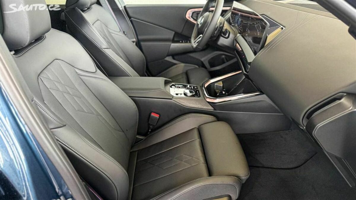 Fotografie vozu - klik pro zvětšení