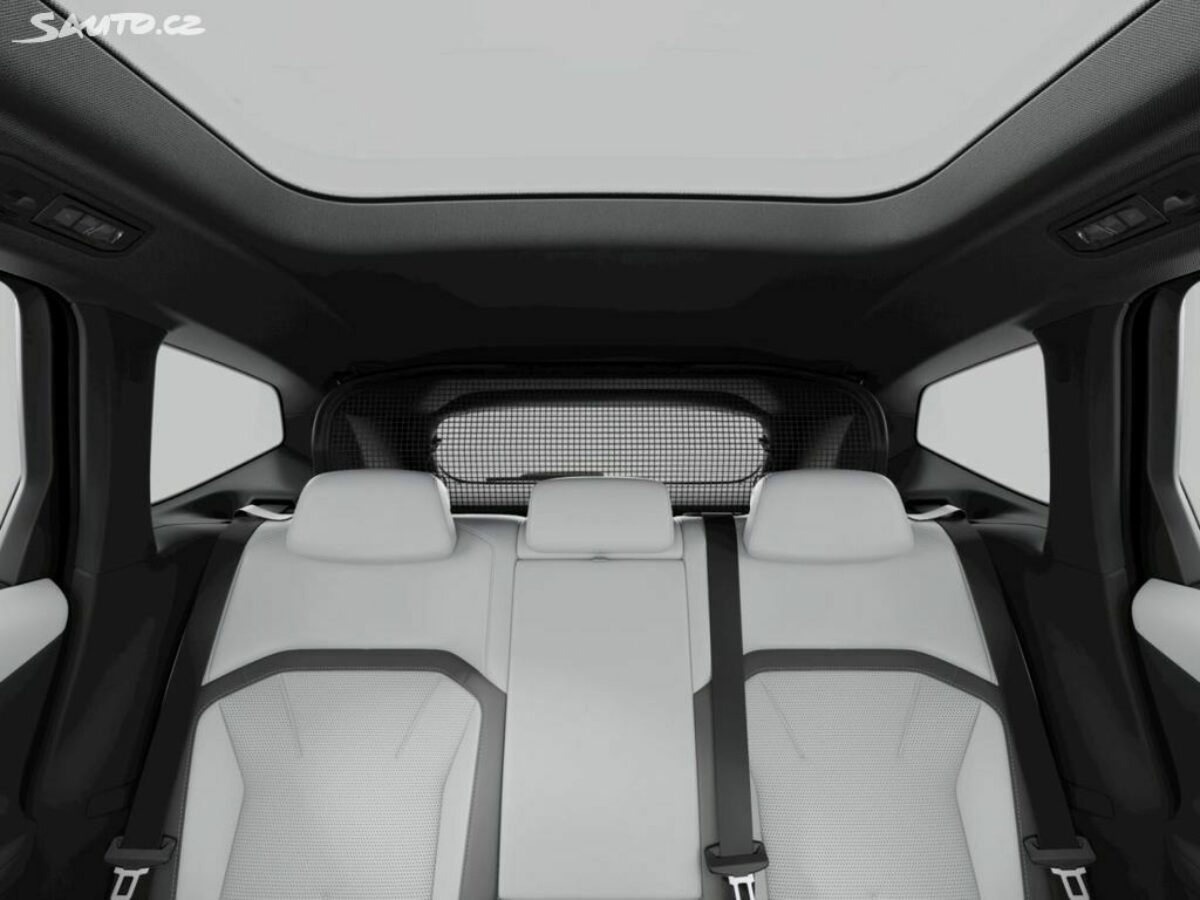 Fotografie vozu - klik pro zvětšení