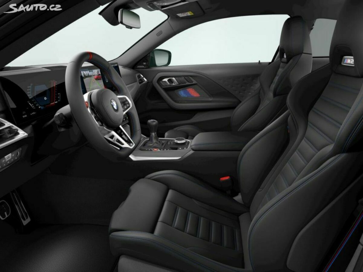 Fotografie vozu - klik pro zvětšení