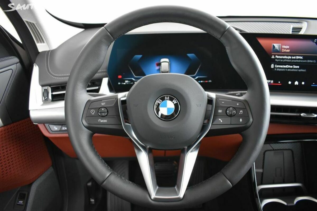 Fotografie vozu - klik pro zvětšení