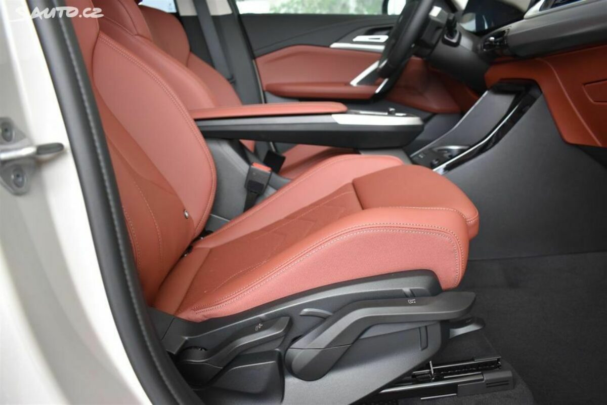 Fotografie vozu - klik pro zvětšení