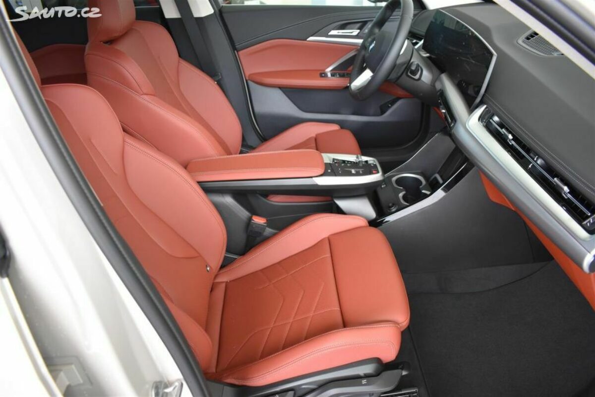 Fotografie vozu - klik pro zvětšení