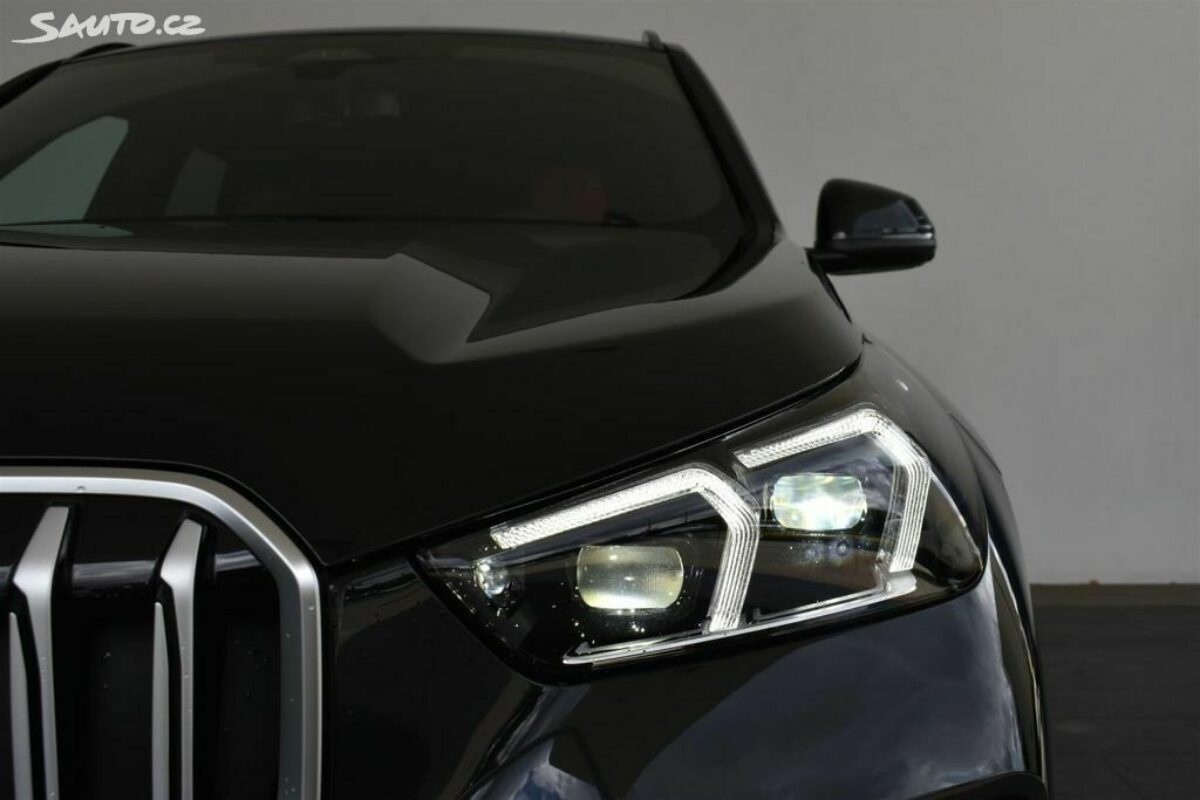 Fotografie vozu - klik pro zvětšení