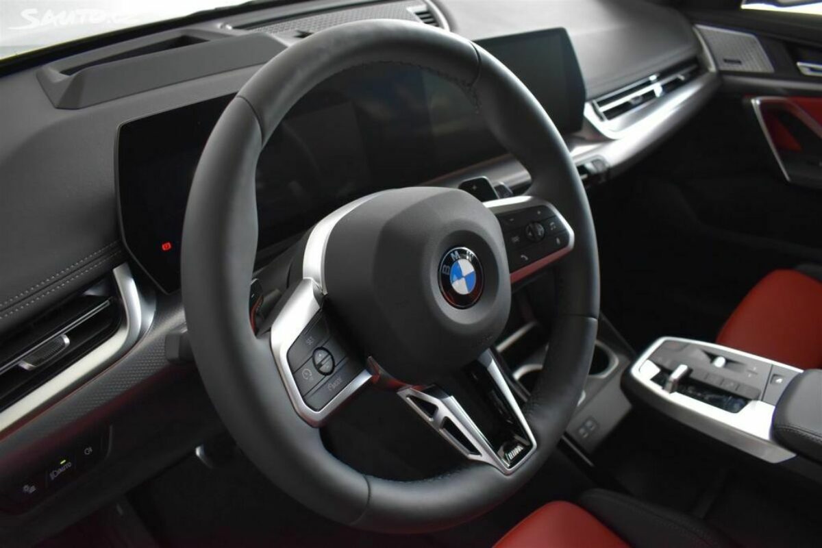 Fotografie vozu - klik pro zvětšení