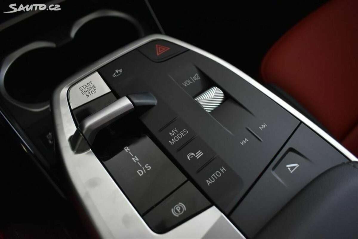 Fotografie vozu - klik pro zvětšení