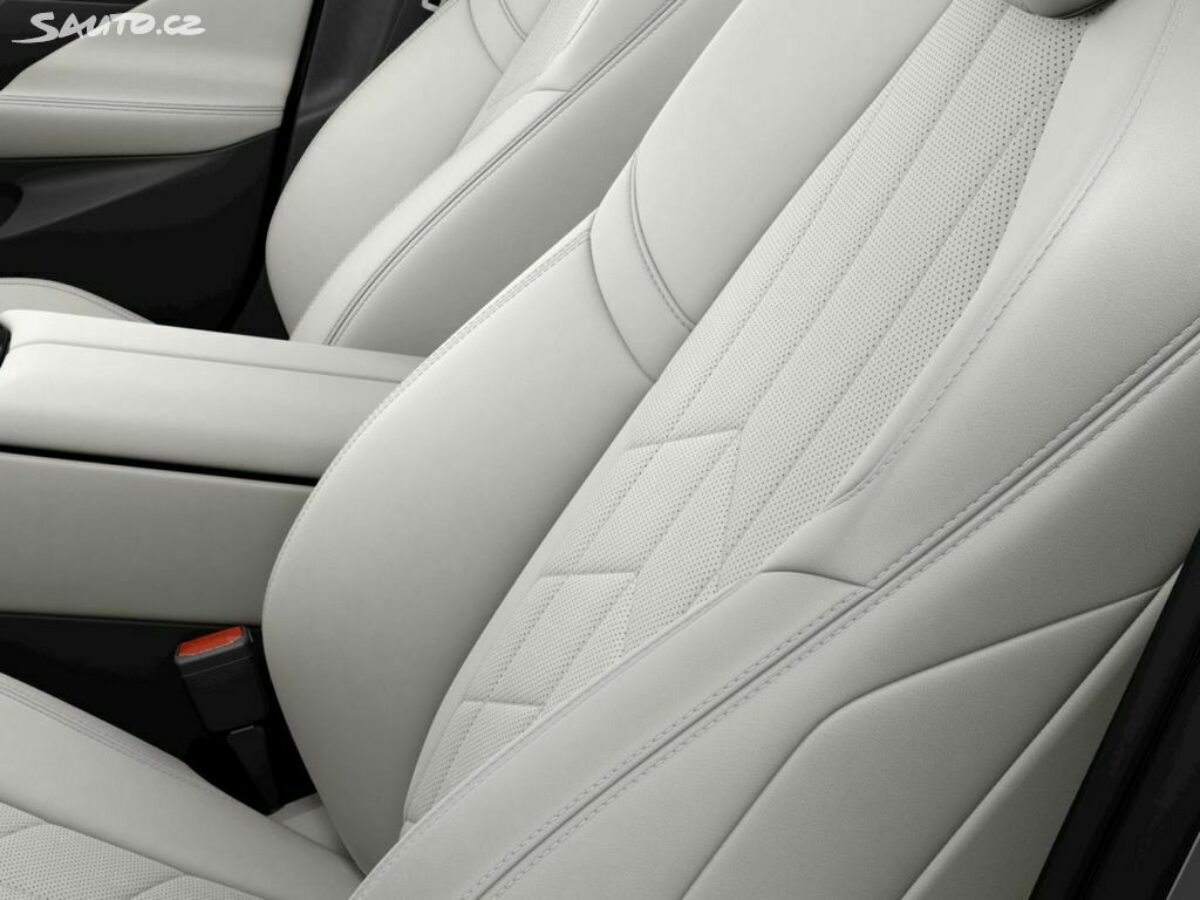 Fotografie vozu - klik pro zvětšení