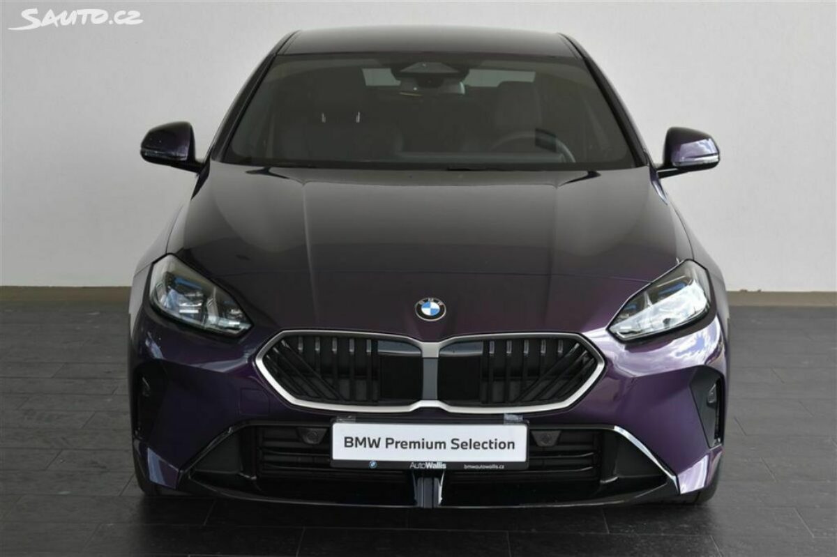 Fotografie vozu - klik pro zvětšení